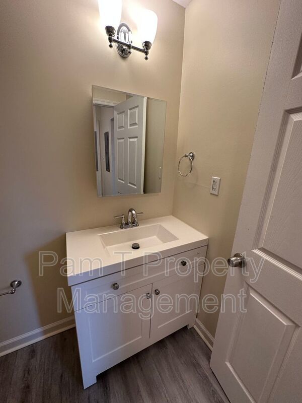 Downtown 2 bedroom apartment property image