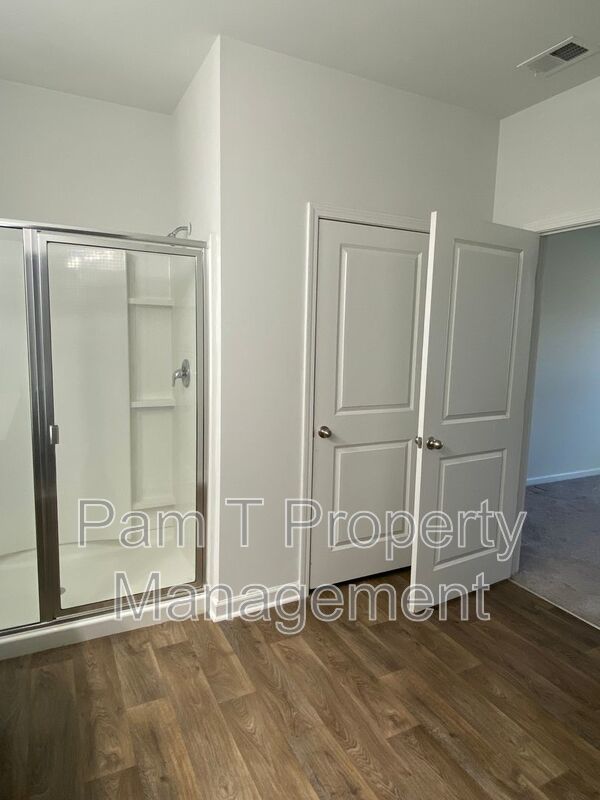 5 bedroom house in Pooler property image