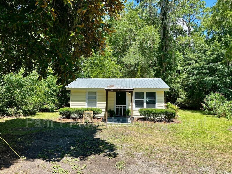 9159 Ferguson Ave. Savannah, GA 31406 Savannah Property Management