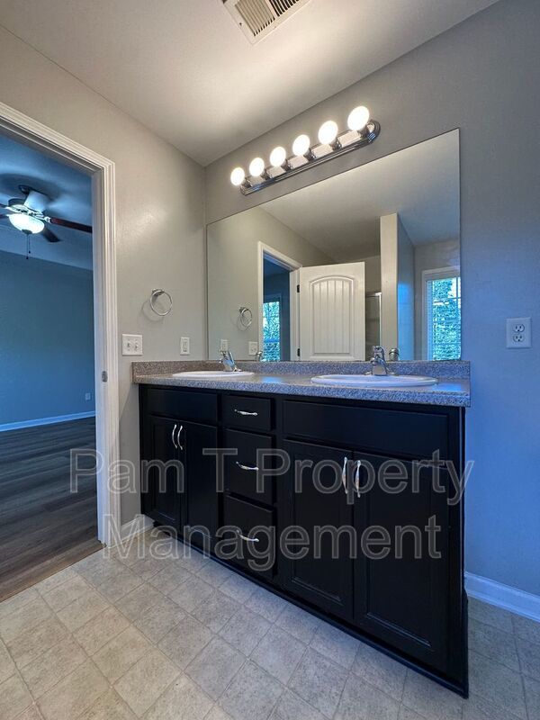 3 bedroom townhome in Pooler property image