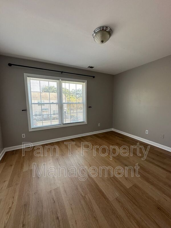 2-Bedroom Townhome | 2.5 Baths, Washer/Dryer & Rear Parking property image