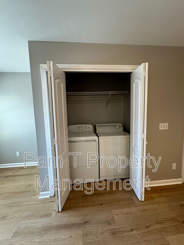 2-Bedroom Townhome | 2.5 Baths, Washer/Dryer & Rear Parking property image