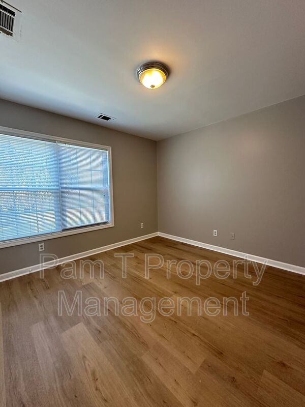 2-Bedroom Townhome | 2.5 Baths, Washer/Dryer & Rear Parking property image