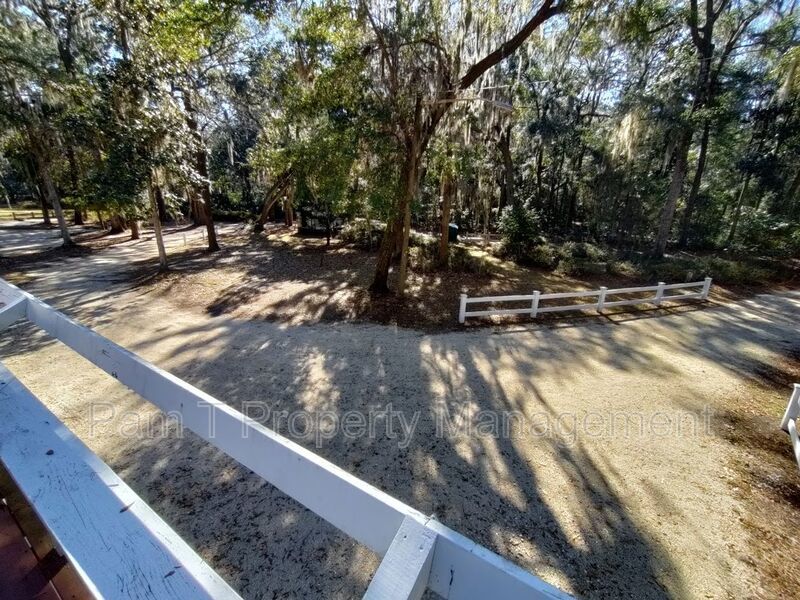 Cozy 1 bedroom/1 bath off of Ferguson property image