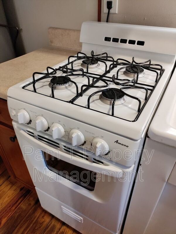 Cozy 1 bedroom/1 bath off of Ferguson property image