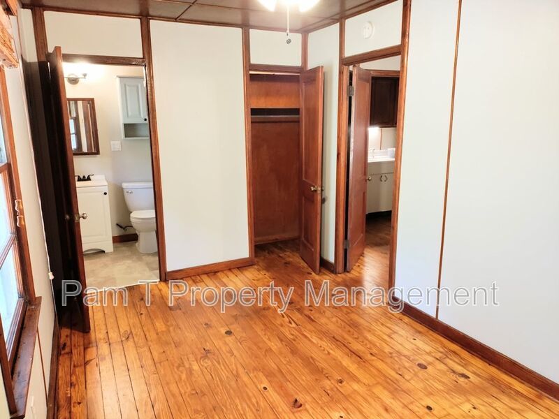 Cozy 1 bedroom/1 bath off of Ferguson property image