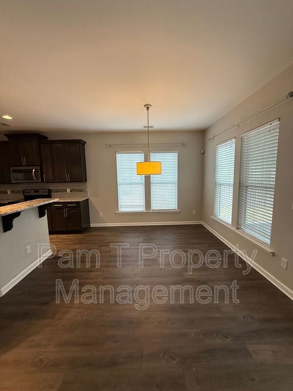 Large 4 bedroom home in Pooler property image