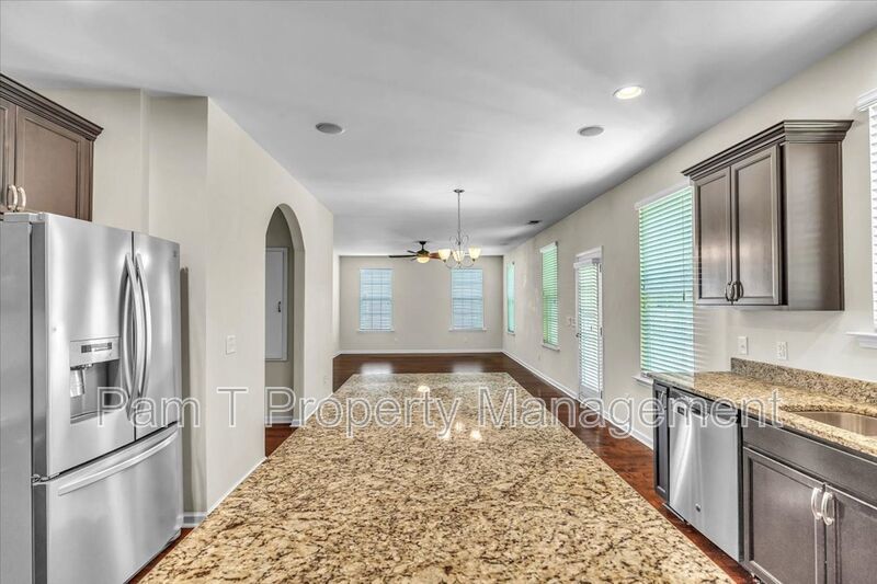 5 bedroom house in the Somersby neighborhood in Pooler property image