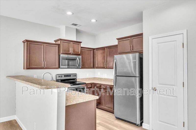 3 bedroom townhome in Pooler with lots of amenities property image