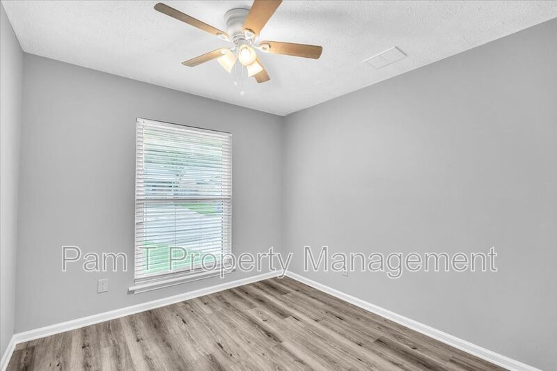 3 Bedroom Single Family Home property image