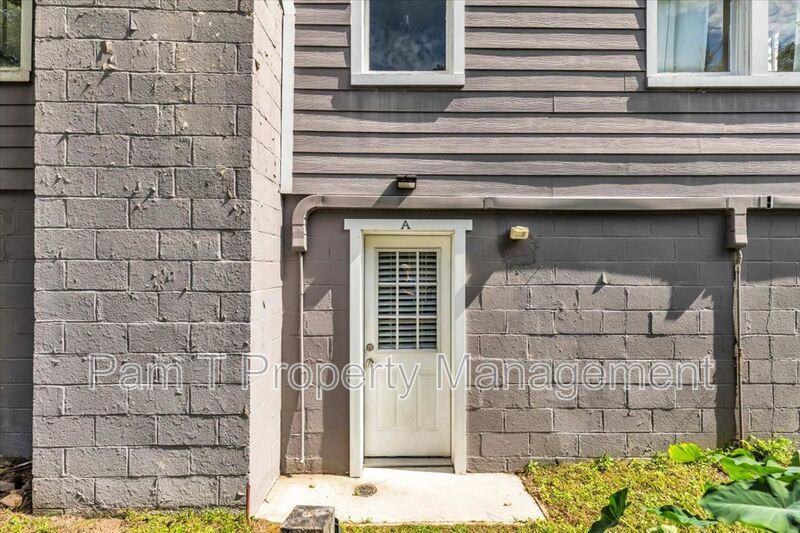 Quaint 2 bedroom apartment in the heart of Mid-town! property image