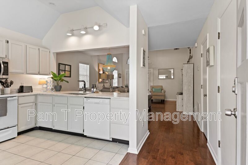 3 Bedroom Home on Wilmington Island property image