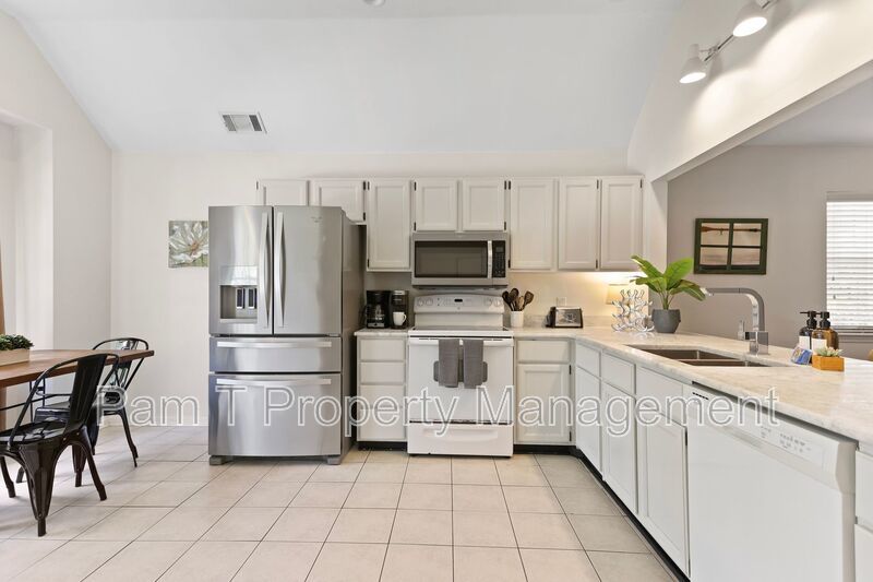 3 Bedroom Home on Wilmington Island property image