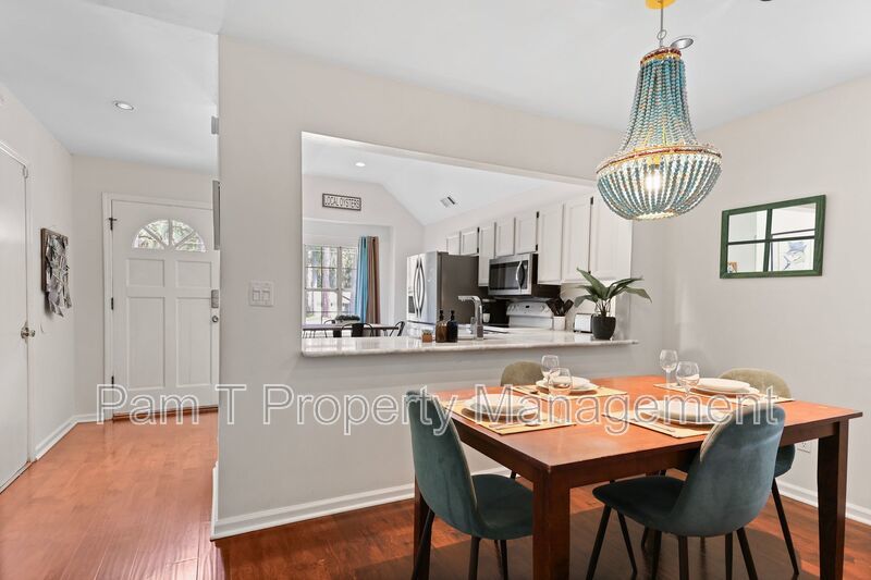 3 Bedroom Home on Wilmington Island property image