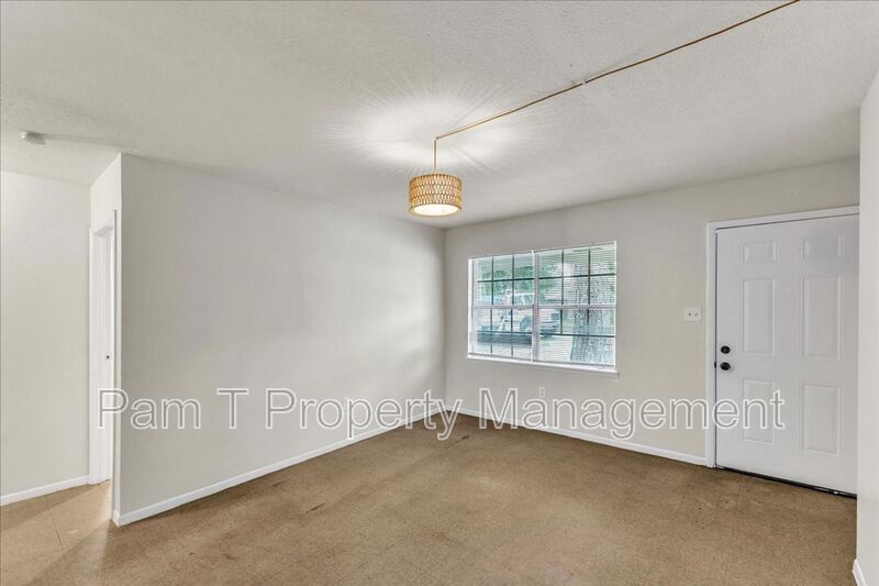 2 Bedroom Duplex property image