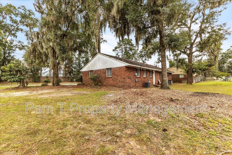 2 Bedroom Duplex property image