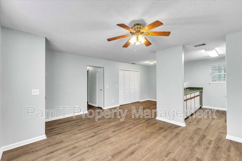 3 bedroom home off Quacco property image