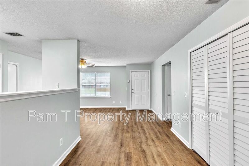 3 bedroom home off Quacco property image