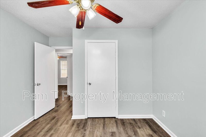 3 bedroom home off Quacco property image