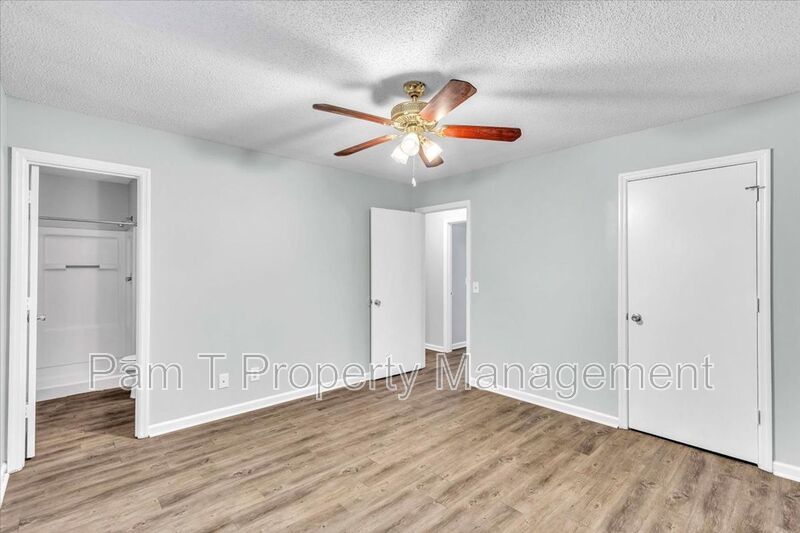 3 bedroom home off Quacco property image