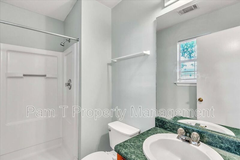 3 bedroom home off Quacco property image