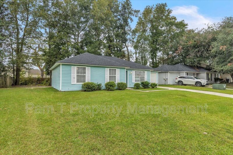 3 bedroom home off Quacco property image