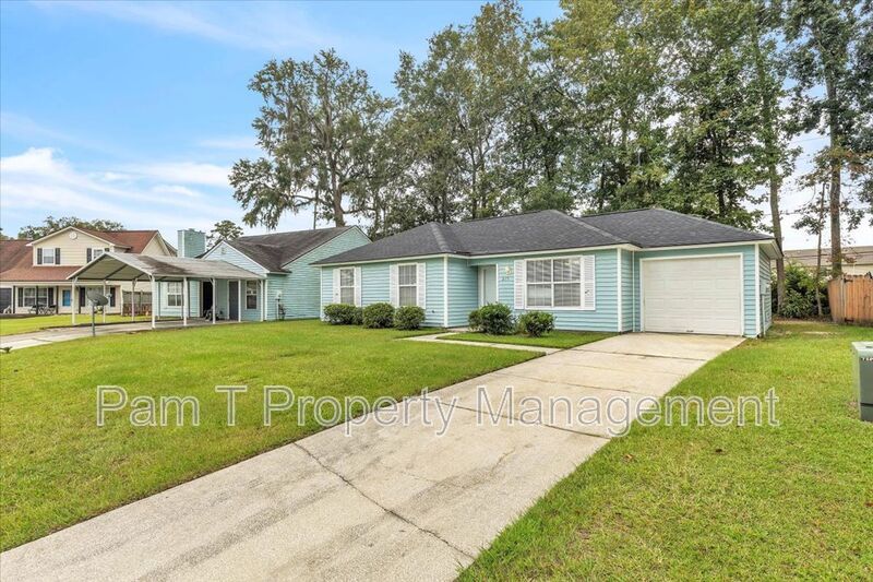 3 bedroom home off Quacco property image