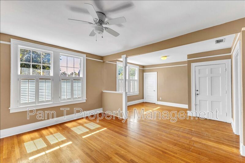Upstairs Large 3 bedroom apartment in Ardsley Park property image