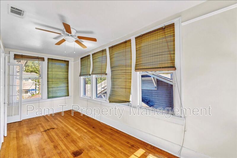 Upstairs Large 3 bedroom apartment in Ardsley Park property image