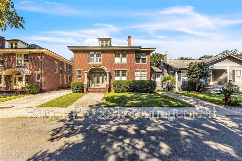 Upstairs Large 3 bedroom apartment in Ardsley Park property image