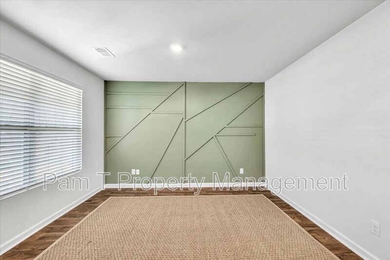 5 bedroom home in Bloomingdale property image