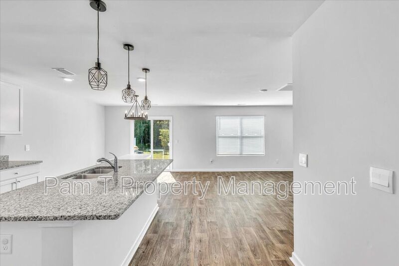 5 bedroom home in Bloomingdale property image