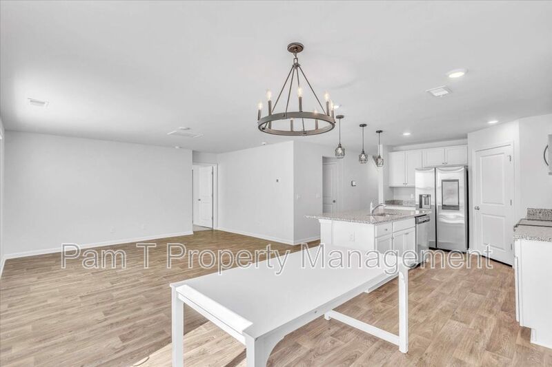 5 bedroom home in Bloomingdale property image