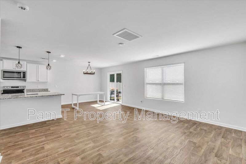 5 bedroom home in Bloomingdale property image