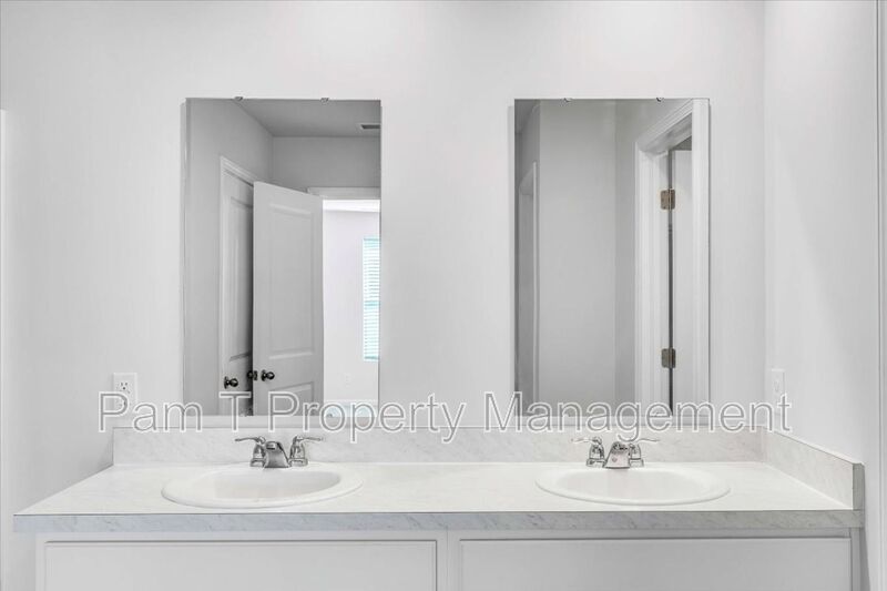 5 bedroom home in Bloomingdale property image