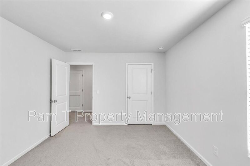 5 bedroom home in Bloomingdale property image