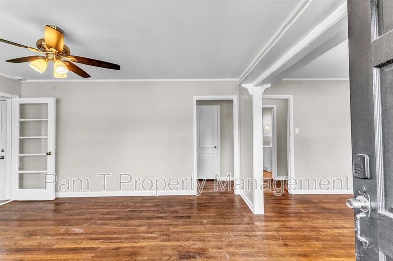Charming 3-Bedroom Home on a Corner Lot in Beautiful Savannah, GA property image