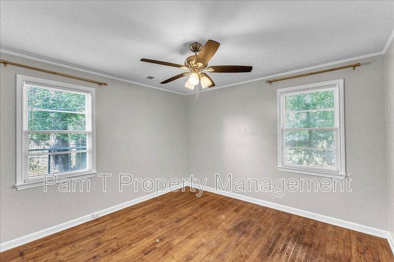 Charming 3-Bedroom Home on a Corner Lot in Beautiful Savannah, GA property image