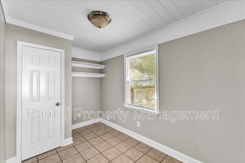 Charming 3-Bedroom Home on a Corner Lot in Beautiful Savannah, GA property image