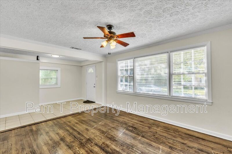 Convenient Midtown 3 bedroom home property image