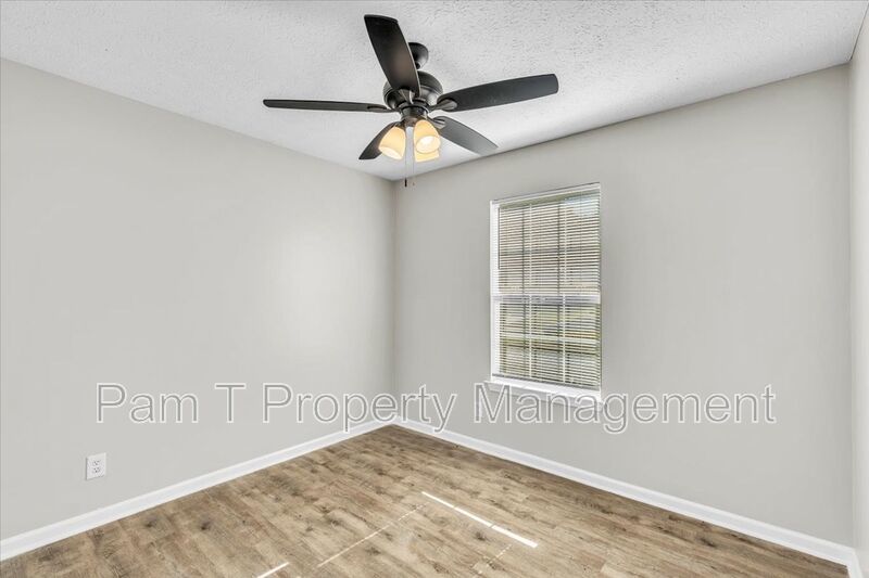 Charming 3 bedroom on Savannah's Southside property image