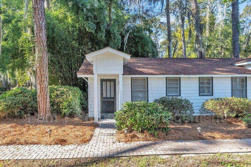 Cozy 1 bedroom/1 bath off of Ferguson property image