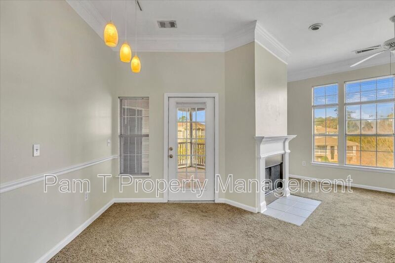 Beautiful 2 bedroom condo on Wilmington Island property image