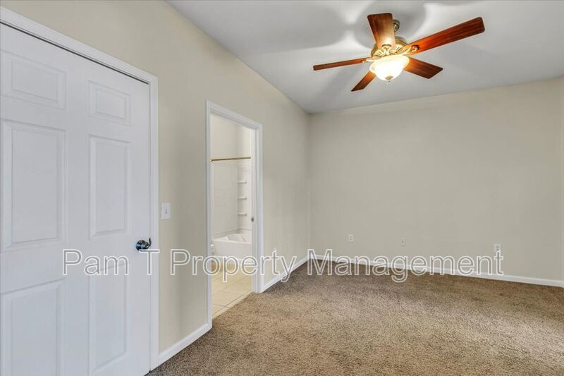 Beautiful 2 bedroom condo on Wilmington Island property image