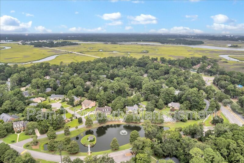 Beautiful 2 bedroom condo on Wilmington Island property image