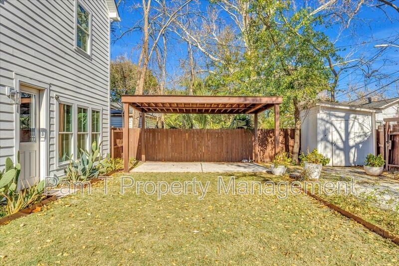 Downtown 4 bedroom home property image