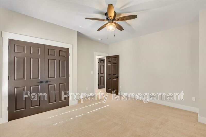 Downtown 4 bedroom home property image