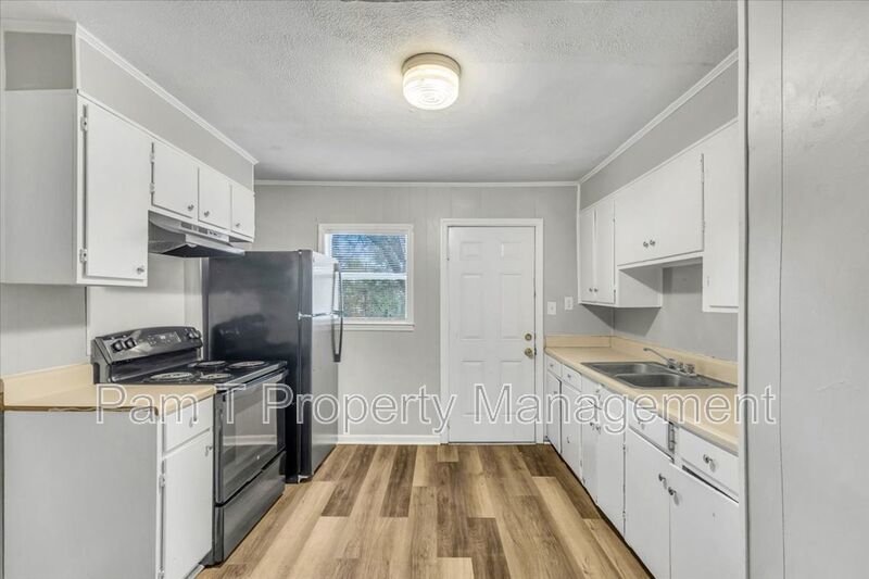 2 Bedroom 1 bath apartment property image