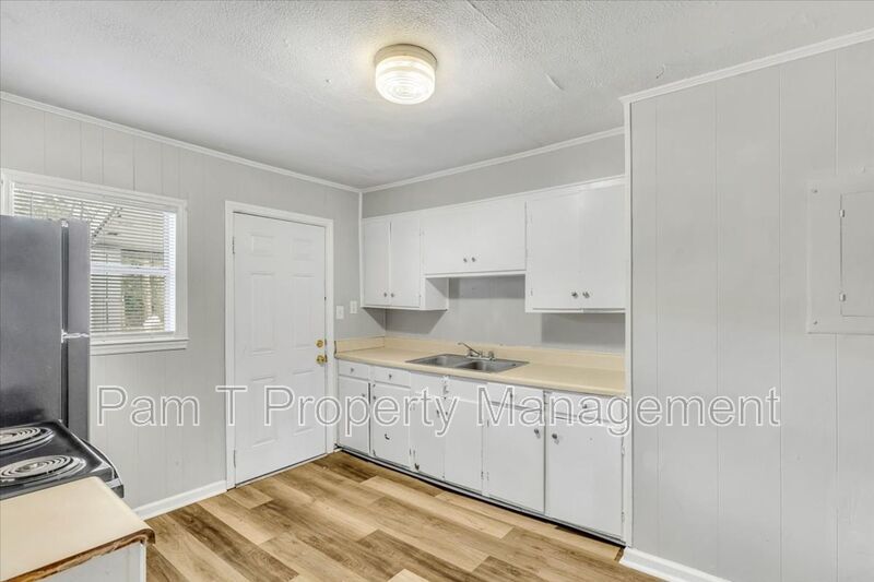 2 Bedroom 1 bath apartment property image