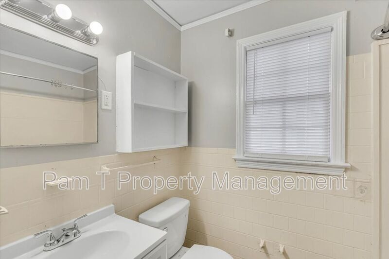 2 Bedroom 1 bath apartment property image